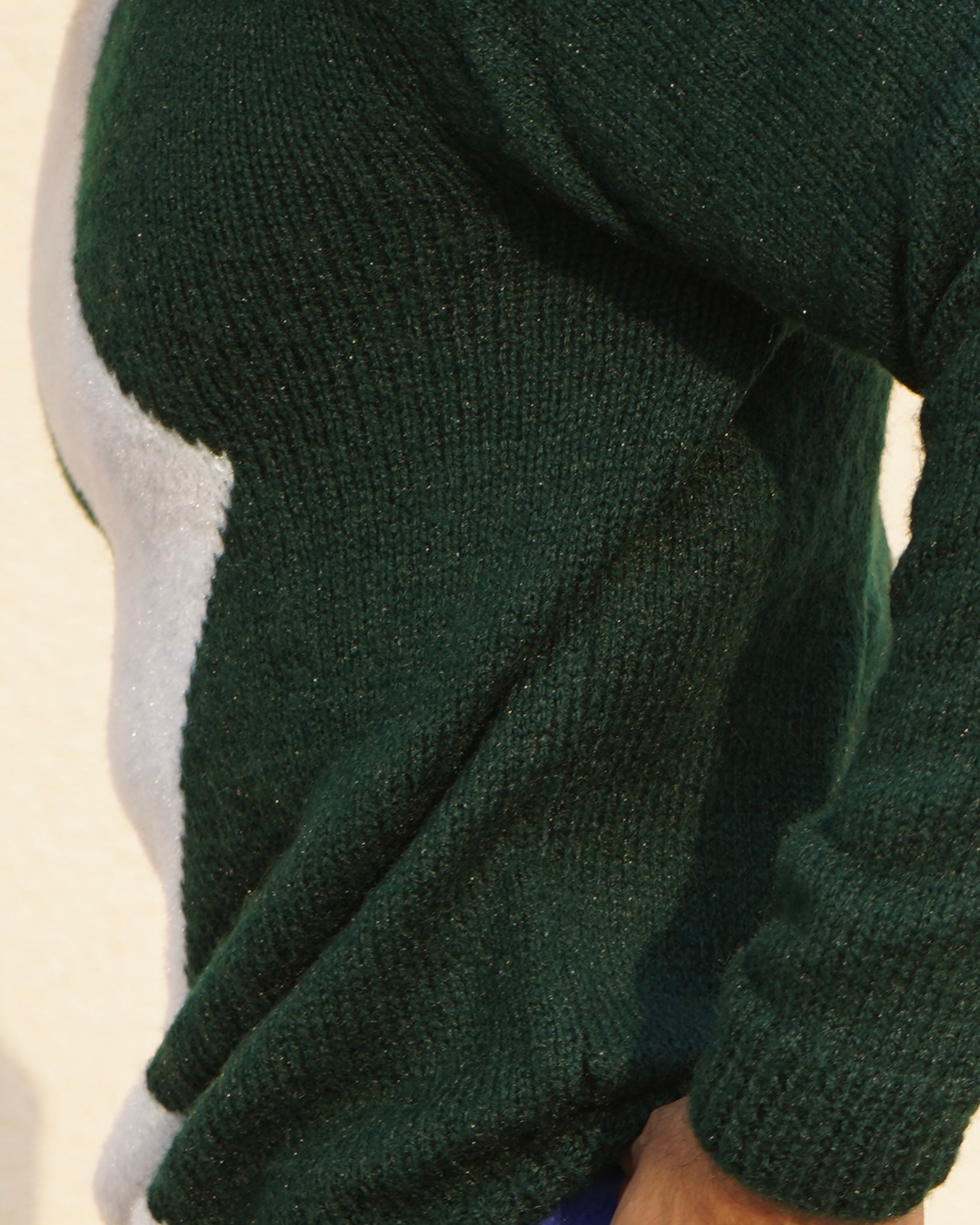 Round-Neck Bolt Intarsia Knit