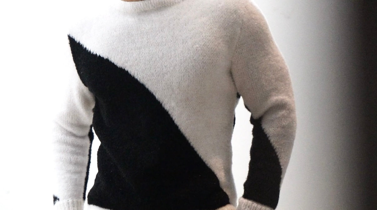 Colour-Blocked Knit Crewneck