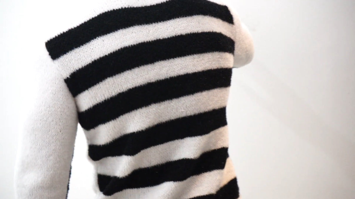 Colour-Blocked Knit Crewneck